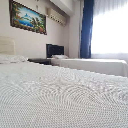 Blue Hotell