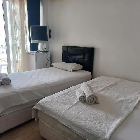 Blue Hotel 2*