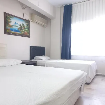 Blue Hotell 2*