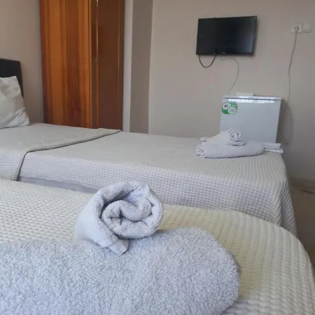 Hotel Blue *
